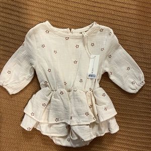 Rylee and Cru bubble